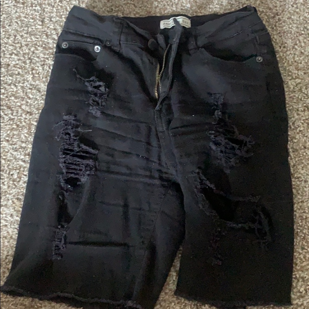 Black Capri shorts with distressing size small
